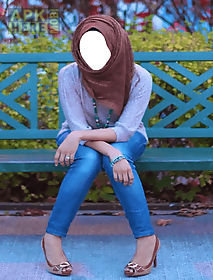 hijab selfie - blue jeans