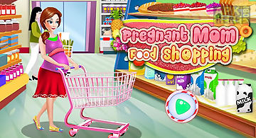Pregnant mom food shopping